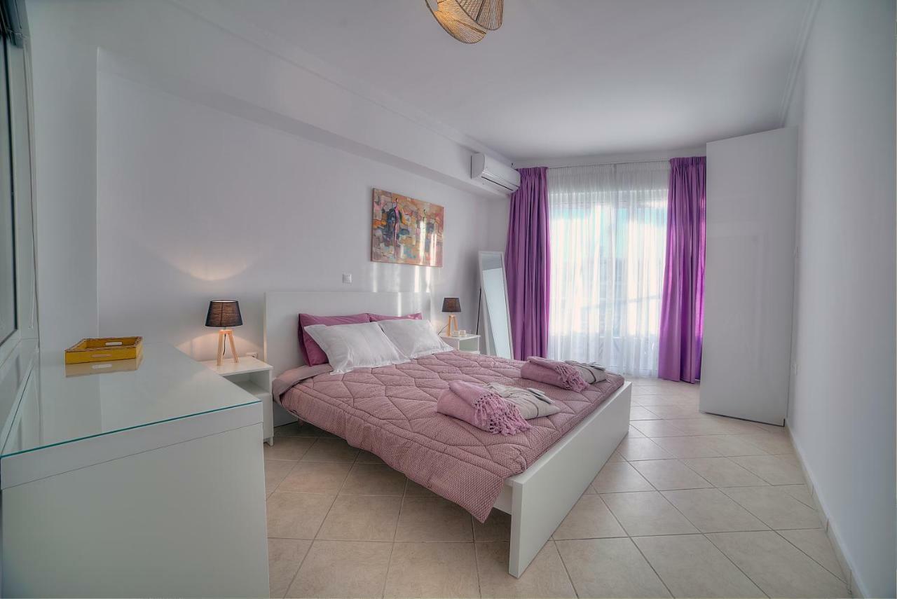 Downtown Glyfada Smart Apartment Athena Bagian luar foto