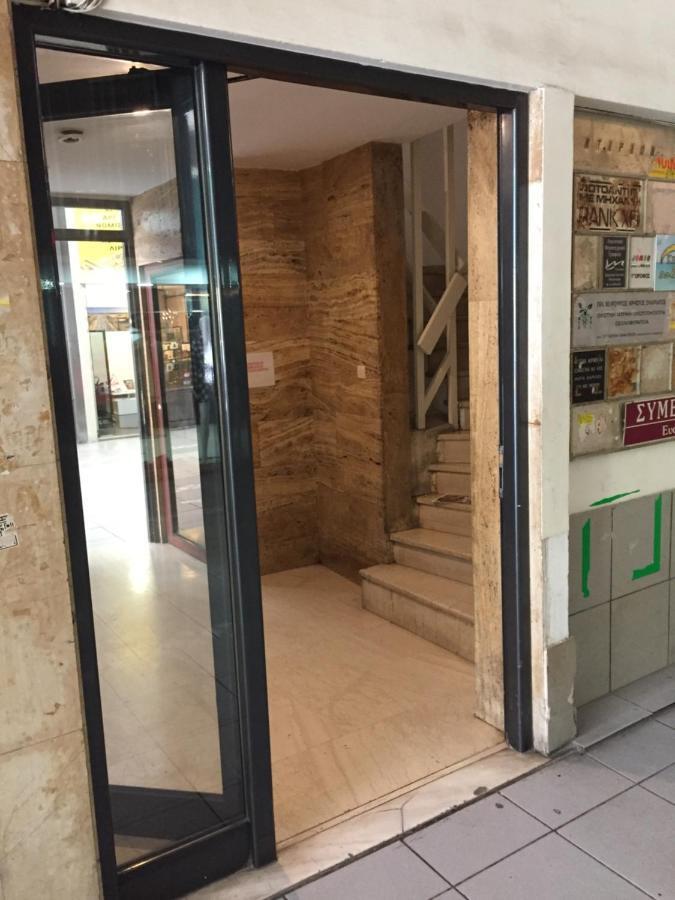 Downtown Glyfada Smart Apartment Athena Bagian luar foto